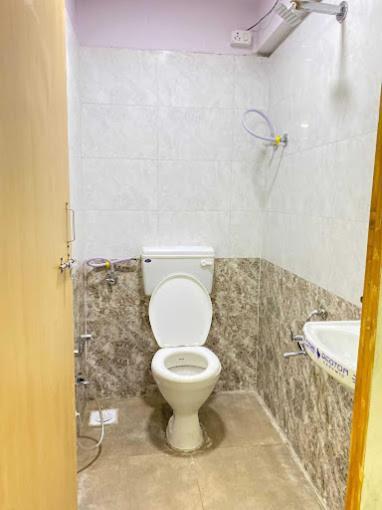 Hotel Welcome, Vip Road Vesu Surate Extérieur photo
